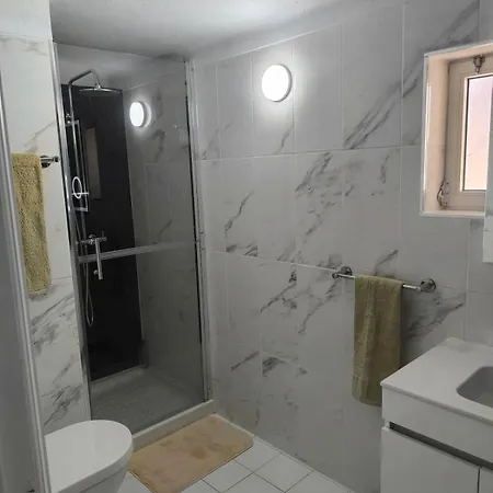 House For 4 By The Sea Vakantiehuis *