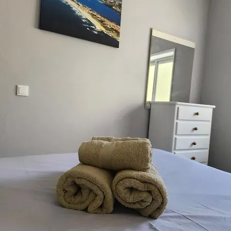 House For 4 By The Sea Vakantiehuis *