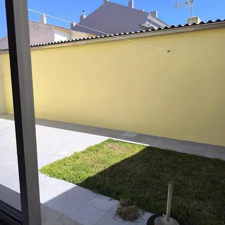 House For 4 By The Sea