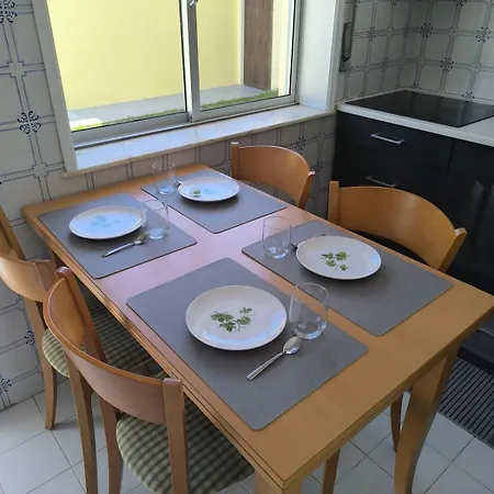 House For 4 By The Sea Vakantiehuis