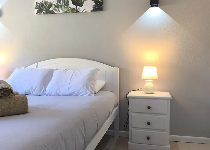 House For 4 By The Sea *